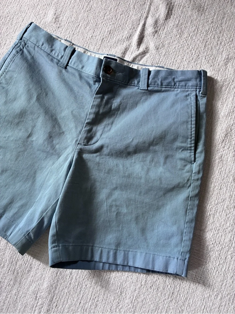 J. Crew Men’s 7” Chino short